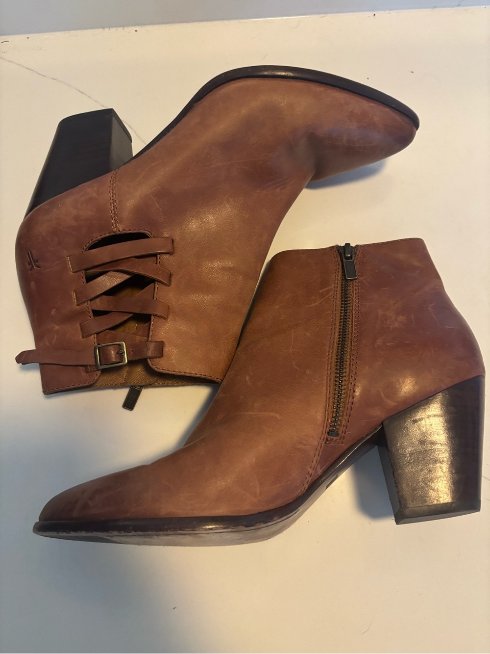 Frye Reed Cognac Leather Ankle Booties with Block Heel and Side Zip